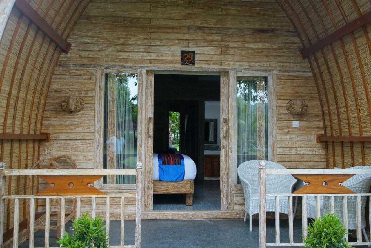 Puri Rinjani Bungalows & Hostel Kuta  Экстерьер фото